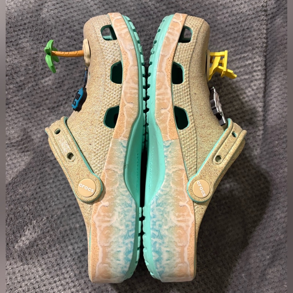 Jimmy Buffett Crocs X Margaritaville / Classic Beach Clogs - Picture 4 of 5